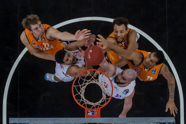 拜仁或许更 拜仁或许更